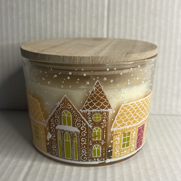 Aromafields Vanilla Gingerbread Soy Blend Scented Candle 14.5 oz - Picture 2 of 4